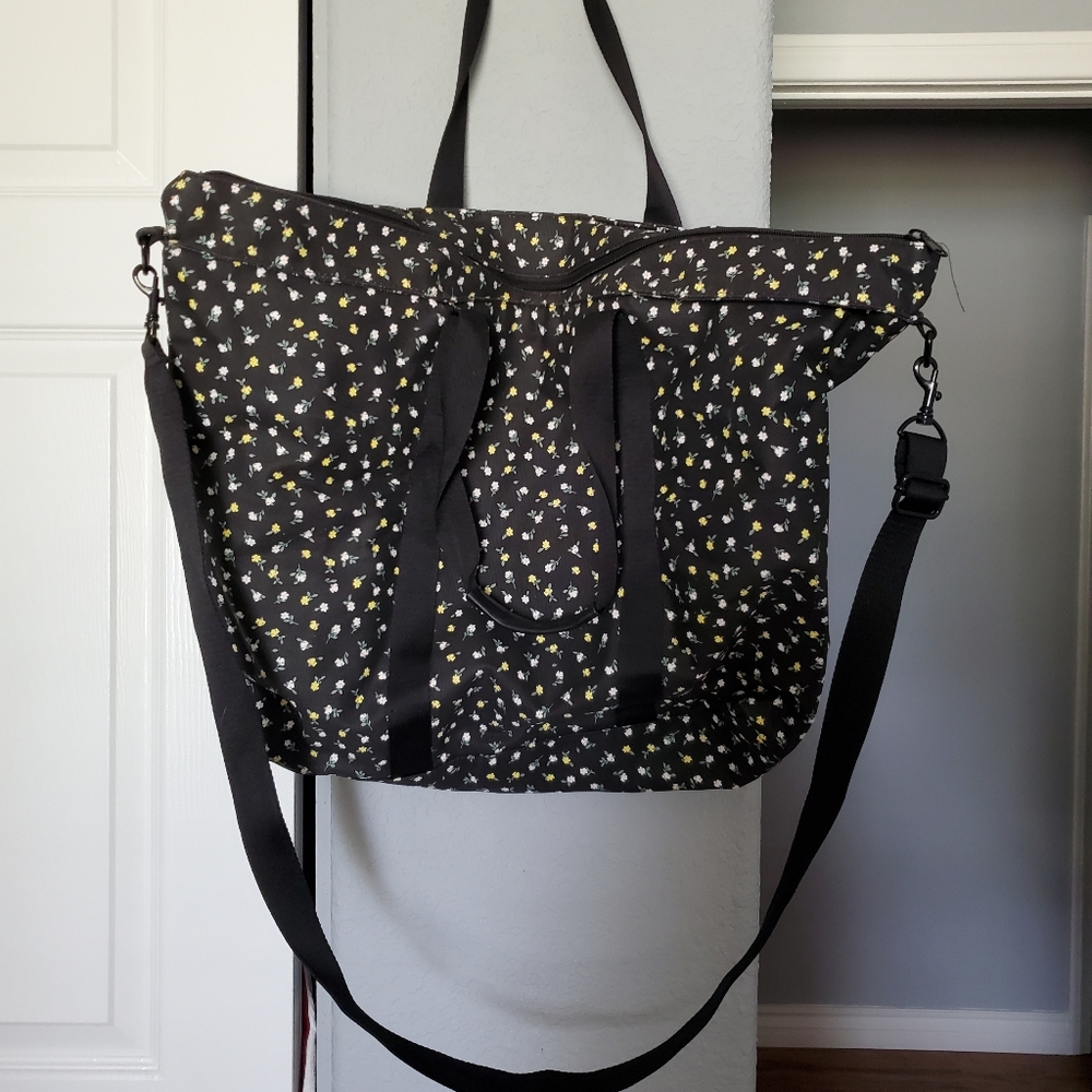Victoria Secret Pink Overnight Bag